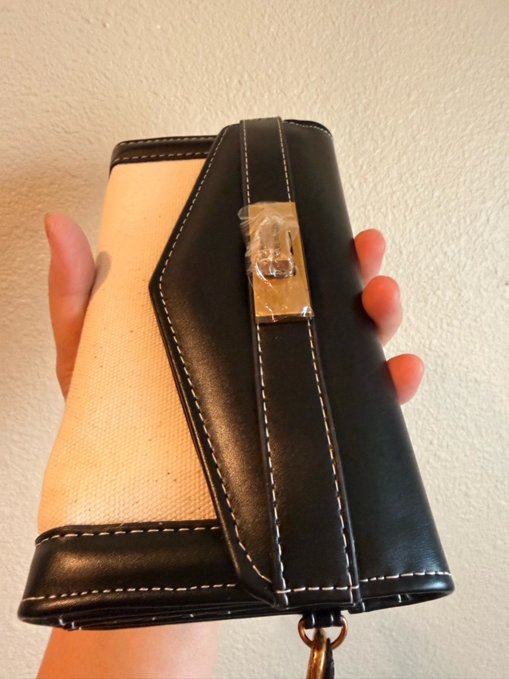 Steve Madden Black and Cream Women's Long Wallet- Designer Style - Picture 7 of 9
